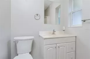 2026 Sandrala Dr, Sarasota, FL 34231 - Photo 9