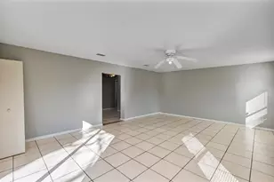 435 Gilman Cir, Orlando, FL 32811 - Photo 9