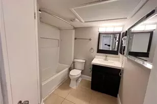 300 Lakepointe Dr, Altamonte Springs, FL 32701 - Photo 15