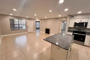 300 Lakepointe Dr, Altamonte Springs, FL 32701 - Photo 7