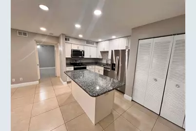 300 Lakepointe Drive #103, Altamonte Springs, FL 32701 - Photo 5