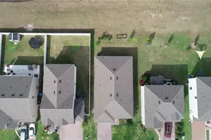 1608 Sky Lks Dr, Saint Cloud, FL 34769 - Photo 3