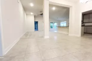 7560 Bent Tree Loop, Saint Cloud, FL 34773 - Photo 3