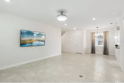 2282 Nuthatch Street, Saint Cloud, FL 34771 - Photo 9