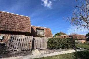 5342 Bamboo Ct, Orlando, FL 32811 - Photo 1