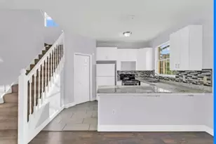 112 Ocean Bluff Dr, Kissimmee, FL 34759 - Photo 5