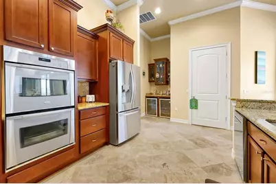 12012 Rambling Oak Boulevard, Orlando, FL 32832 - Photo 7