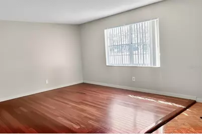 2577 Granada Circle W, Saint Petersburg, FL 33712 - Photo 3