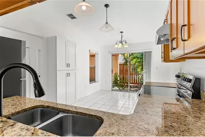 6479 Royal Woods Drive, Fort Myers, FL 33908 - Photo 9