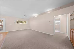 1902 Ashley Oaks Ct, Saint Cloud, FL 34771 - Photo 17