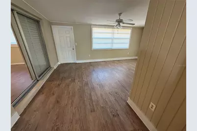 3218 Oxford Drive W, Bradenton, FL 34205 - Photo 7