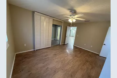 3218 Oxford Drive W, Bradenton, FL 34205 - Photo 15