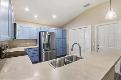 5694 Moon Flower Place, The Villages, FL 32163 - Photo 15