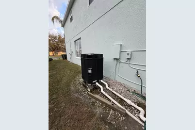 1055 Lake Berkley Drive, Kissimmee, FL 34746 - Photo 43