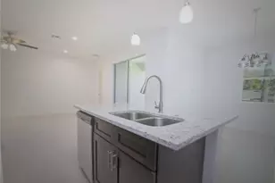 1645 13th St, Orange City, FL 32763 - Photo 5