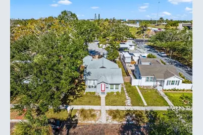 2011 Dartmouth Avenue N, Saint Petersburg, FL 33713 - Photo 1