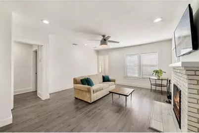 2011 Dartmouth Avenue N, Saint Petersburg, FL 33713 - Photo 15