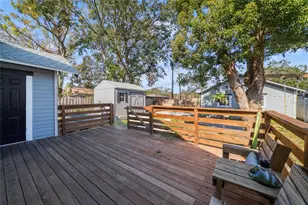 2011 Dartmouth Ave N, Saint Petersburg, FL 33713 - Photo 43