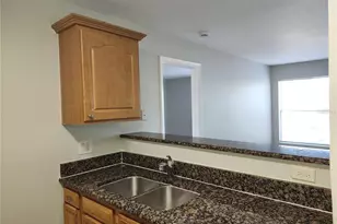 4720 Walden Cir, Orlando, FL 32811 - Photo 5