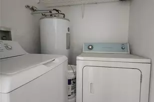 4720 Walden Cir, Orlando, FL 32811 - Photo 13