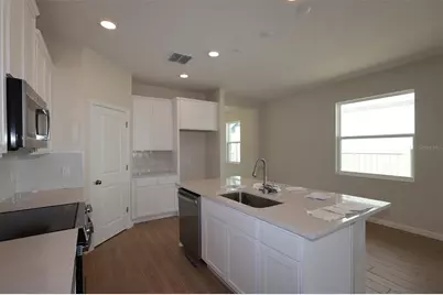 6711 Yellow Warbler Bend, Saint Cloud, FL 34773 - Photo 3