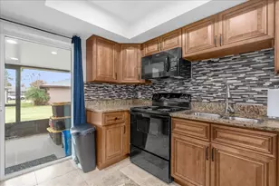 65 Las Brisas Way, Kissimmee, FL 34743 - Photo 9