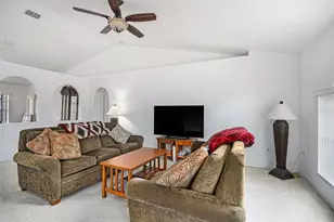 7814 Sloewood Dr, Leesburg, FL 34748 - Photo 5