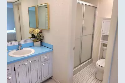 9861 Sunrise Lakes  Blvd Sunrise Lakes Boulevard #310, Sunrise, FL 33322 - Photo 11