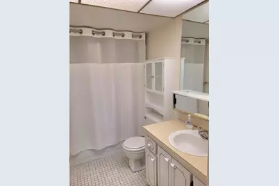 9861 Sunrise Lakes  Blvd Sunrise Lakes Boulevard #310, Sunrise, FL 33322 - Photo 15