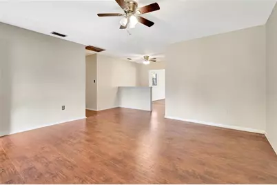 1021 Hollywood Avenue, Eustis, FL 32726 - Photo 9