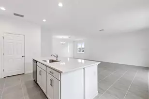 7028 Rolling Leaf Rd, Groveland, FL 34736 - Photo 11