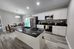 270 W Goldcoast Pl, Dunnellon, FL 34434 - Photo 7