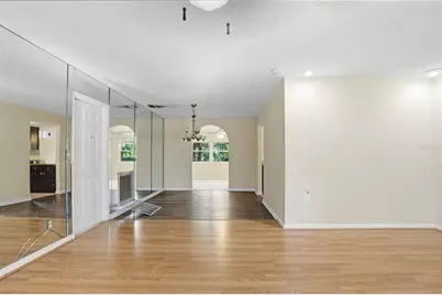 1077 40th Avenue NE, Saint Petersburg, FL 33703 - Photo 19