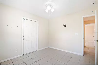 1077 40th Avenue NE, Saint Petersburg, FL 33703 - Photo 27
