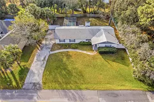 1002 Pine Tree Dr, Eustis, FL 32726 - Photo 51