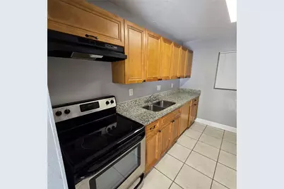 [Address not provided], Orlando, FL 32811 - Photo 3