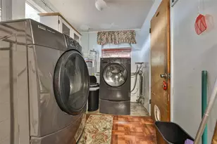 10823 106th St, Largo, FL 33773 - Photo 11