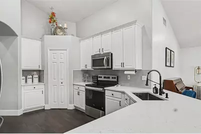 4040 Forest Island Drive, Orlando, FL 32826 - Photo 7