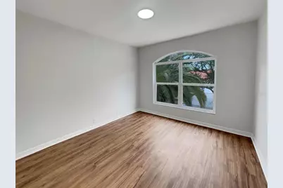 18105 Regents Square Drive, Tampa, FL 33647 - Photo 15