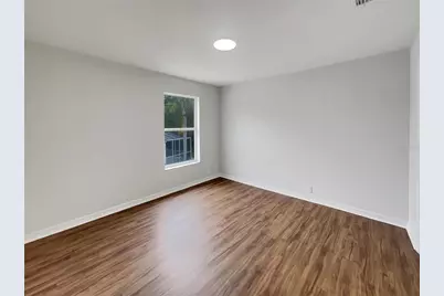 18105 Regents Square Drive, Tampa, FL 33647 - Photo 17