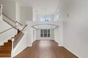 18105 Regents Square Dr, Tampa, FL 33647 - Photo 11