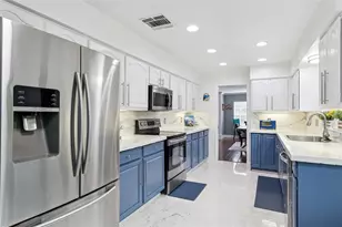 7578 Somerset Shores Ct, Orlando, FL 32819 - Photo 9