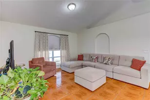762 Toulon Dr, Kissimmee, FL 34759 - Photo 3