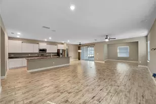 1657 Marsh Pointe Dr, Clermont, FL 34711 - Photo 3