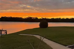 1560 Skyline Dr, Tavares, FL 32778 - Photo 5