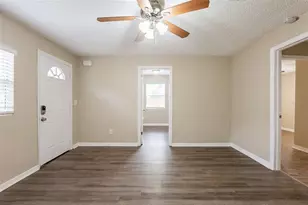 2115 E Ellicott St, Tampa, FL 33610 - Photo 15