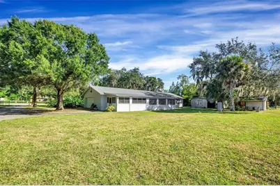 152 Bahia Court, Winter Haven, FL 33880 - Photo 1