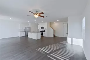 32032 Katelin Cir, Leesburg, FL 34748 - Photo 3