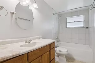 106 Lantern Ln, Winter Haven, FL 33884 - Photo 13