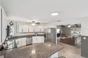 30109 Coconut Ave, Eustis, FL 32736 - Photo 21